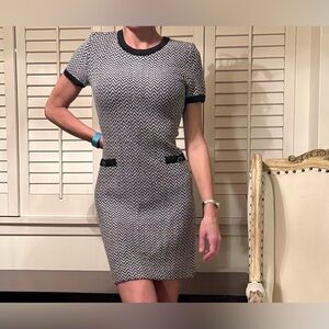 St. John short sleeve stretchy knit dress